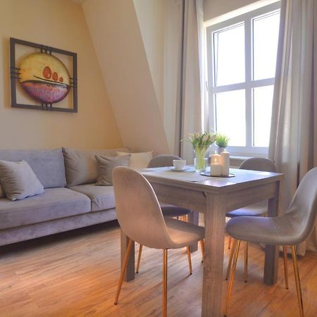 Promenada - Plaza 100M Apartment Świnoujście Exterior foto