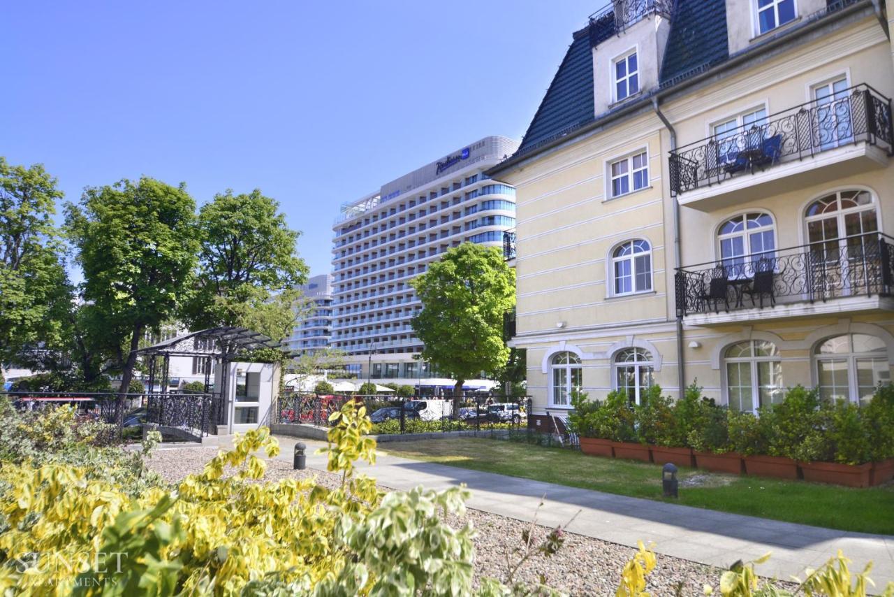 Promenada - Plaza 100M Apartment Świnoujście Exterior foto