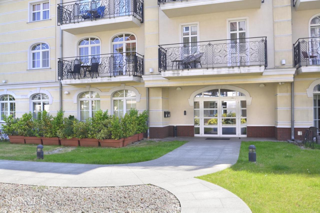 Promenada - Plaza 100M Apartment Świnoujście Exterior foto